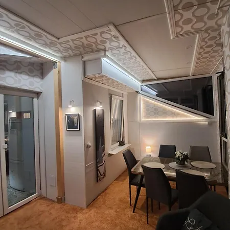 Апартаменты Cozy Old Of Mesembria *